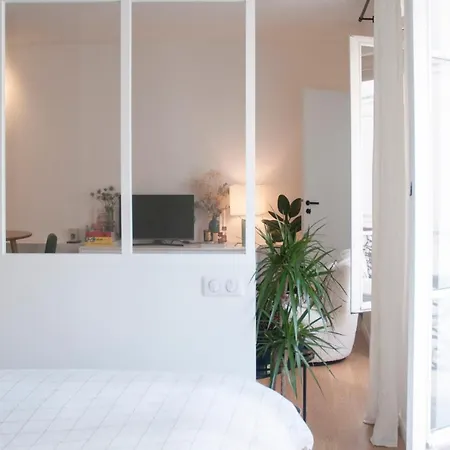 Apt Loft Style Design In Paris דירה *